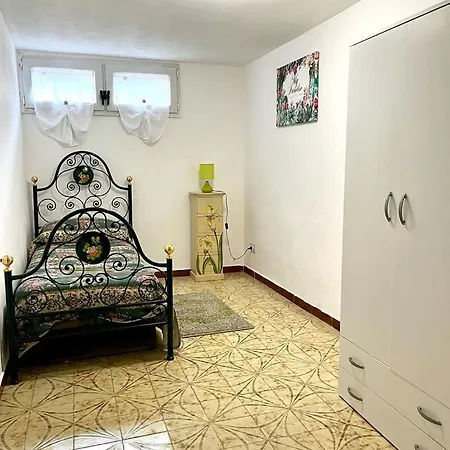 Casa Vacanze Via Sicilia Дом отдыха Альгеро