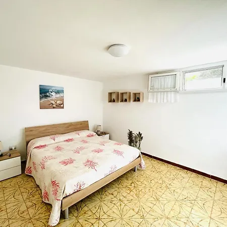 Casa Vacanze Via Sicilia * 阿尔盖罗